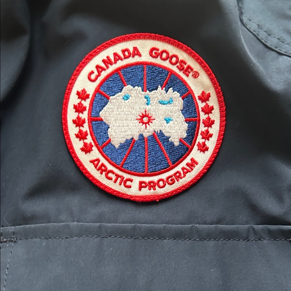 Canada Goose Dark Blue Performance Jacket - Picture 6 of 7